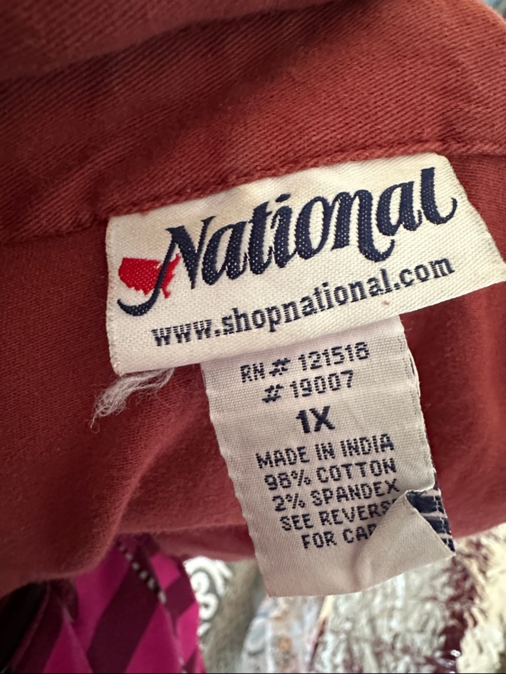 Classic Women's Red Denim Jacket - Picture 5 of 5